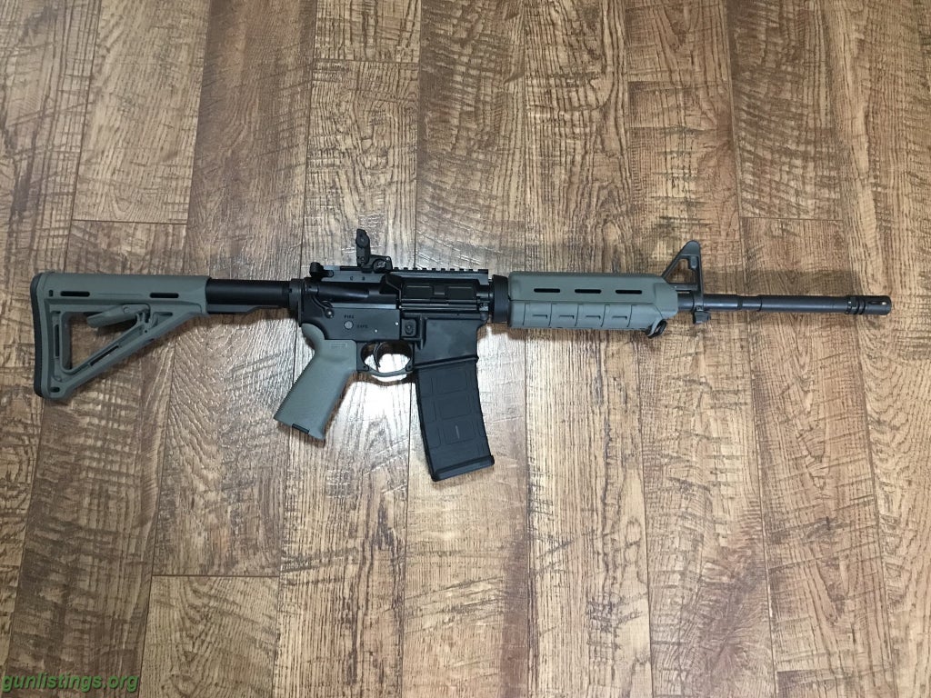 Rifles Colt M4