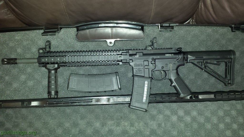 Rifles Daniel Defense AR 15