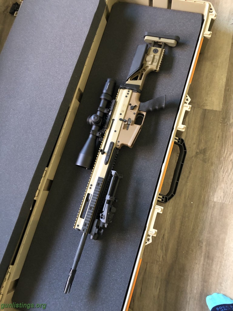 Rifles FDE SCAR 20s