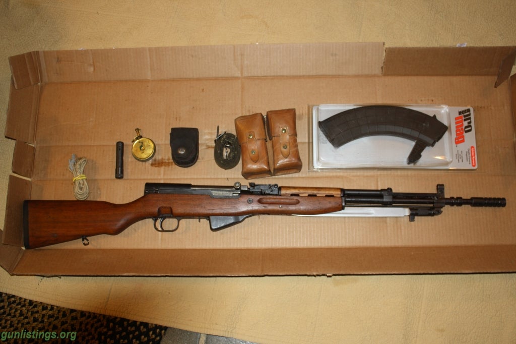 Rifles FS/FT New Yugo SKS, 40 Rd Mag, Grenade Launcher, Extras