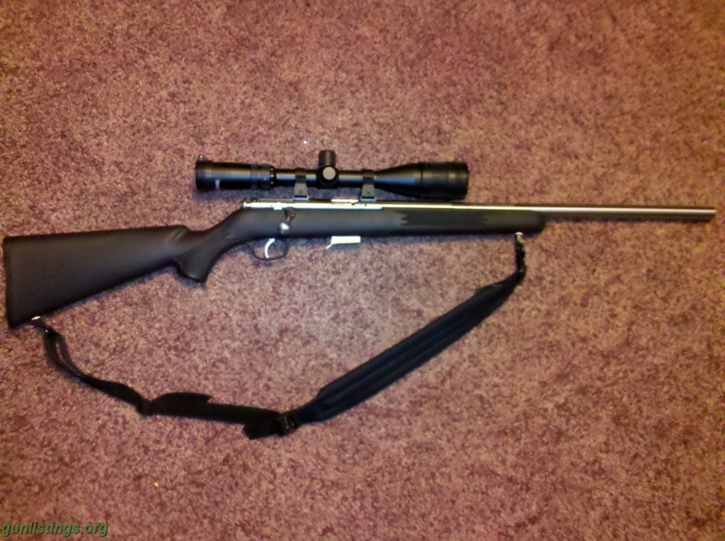 Rifles Savage 93 SS .17 HMR