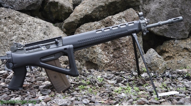 Rifles SIG-550 Rifle