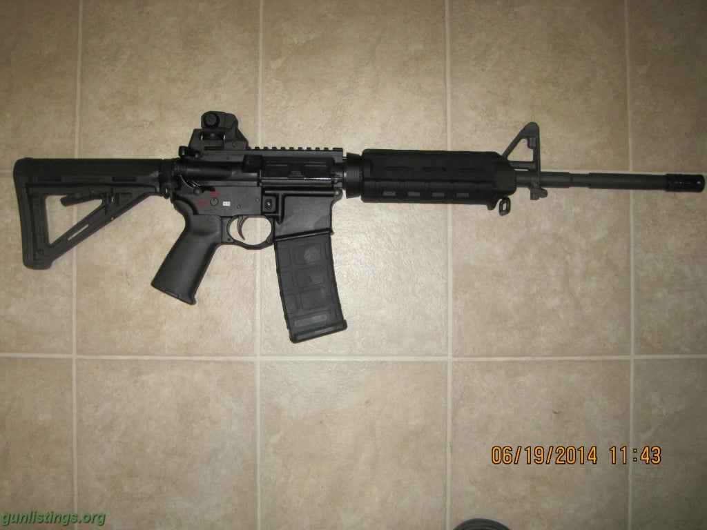 Rifles Spikes Tactical AR15 M4 W\ Extras!