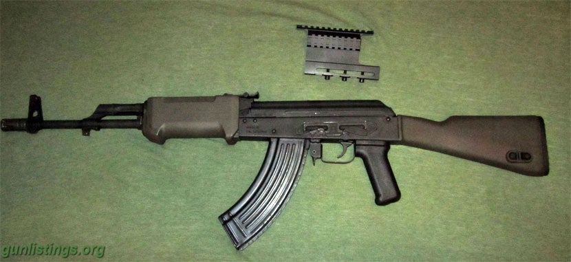 Rifles WASR-10  AK47 + 18 Mags + 300rds Ammo