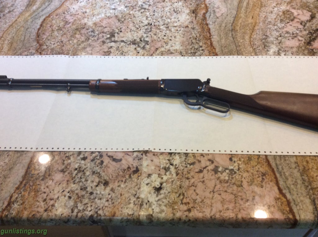 Rifles Winchester 9422 Lever Action 22 Magnum