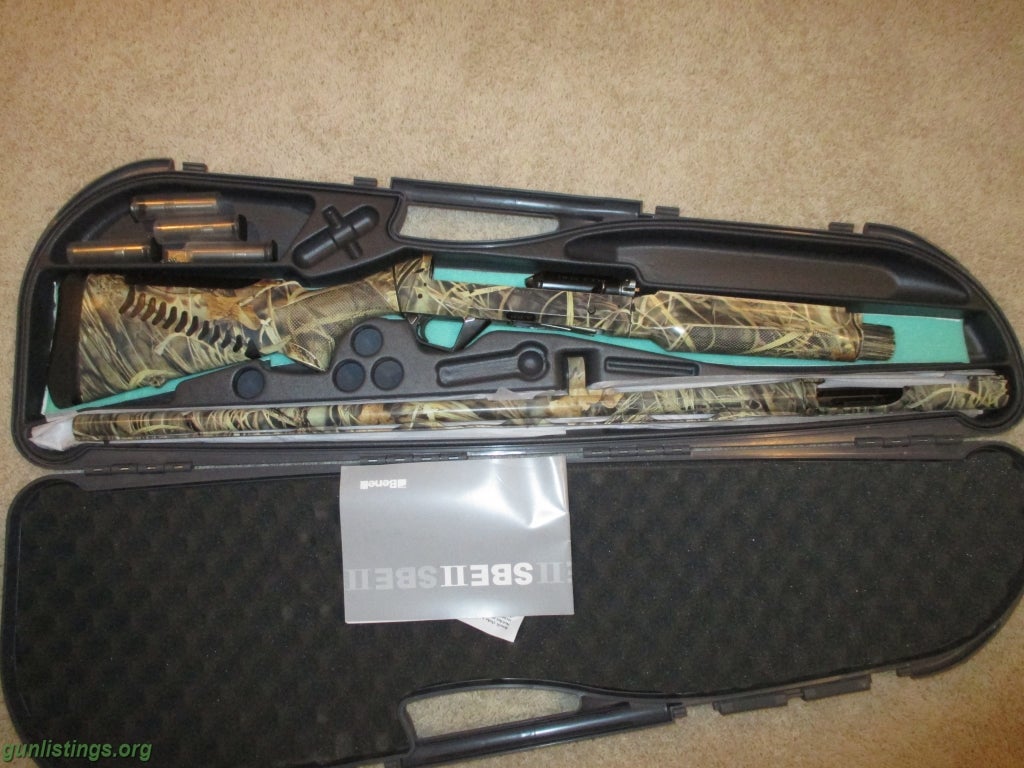 Shotguns Benelli SBE II Camo, Comfort-tech Stock