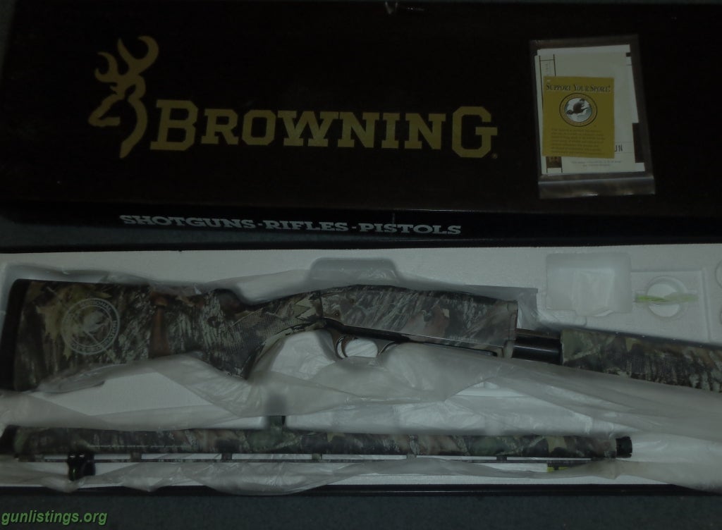 Shotguns Browning BPS NWTF 12 Gauge. Full Camo 24