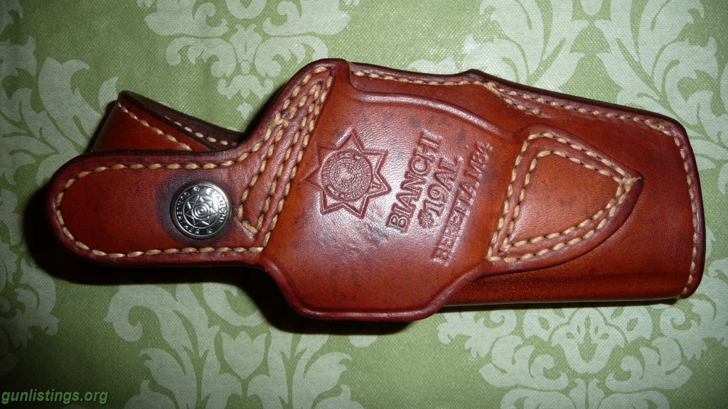 Accessories Bianchi Lined Holster - Beretta 84/Browning BDA 380