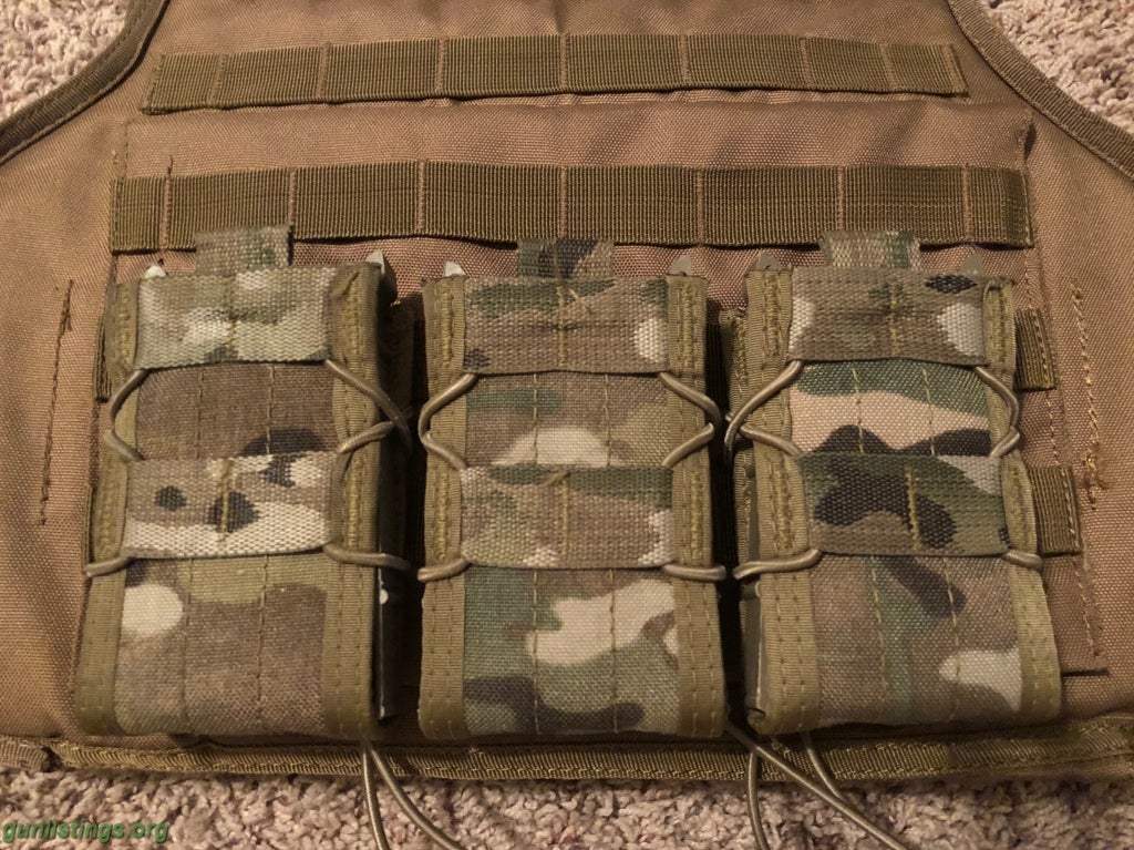 Gunlistings.org - Accessories Plate Carrier & Mag Pouches