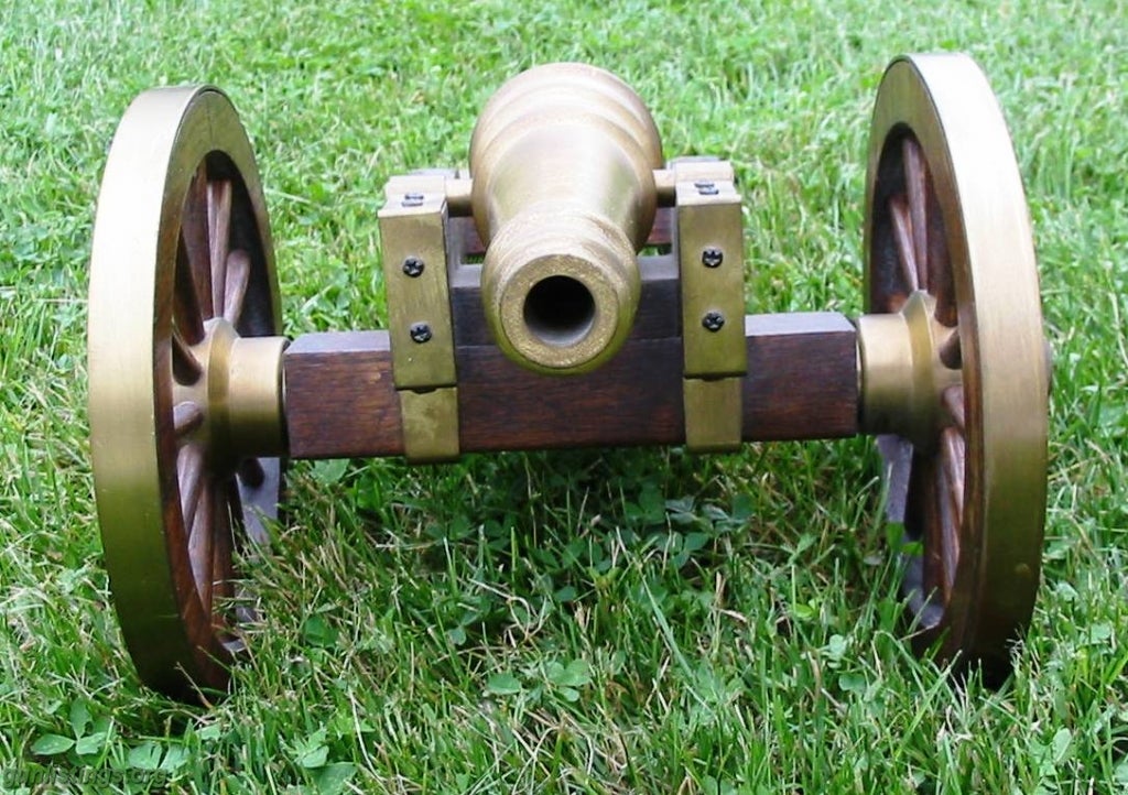 Collectibles Brass Cannon