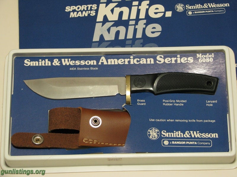 Collectibles Smith & Wesson Knife Collection