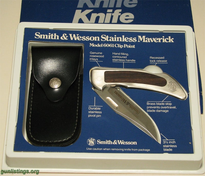 Collectibles Smith & Wesson Knife Collection - Sportsmans Series