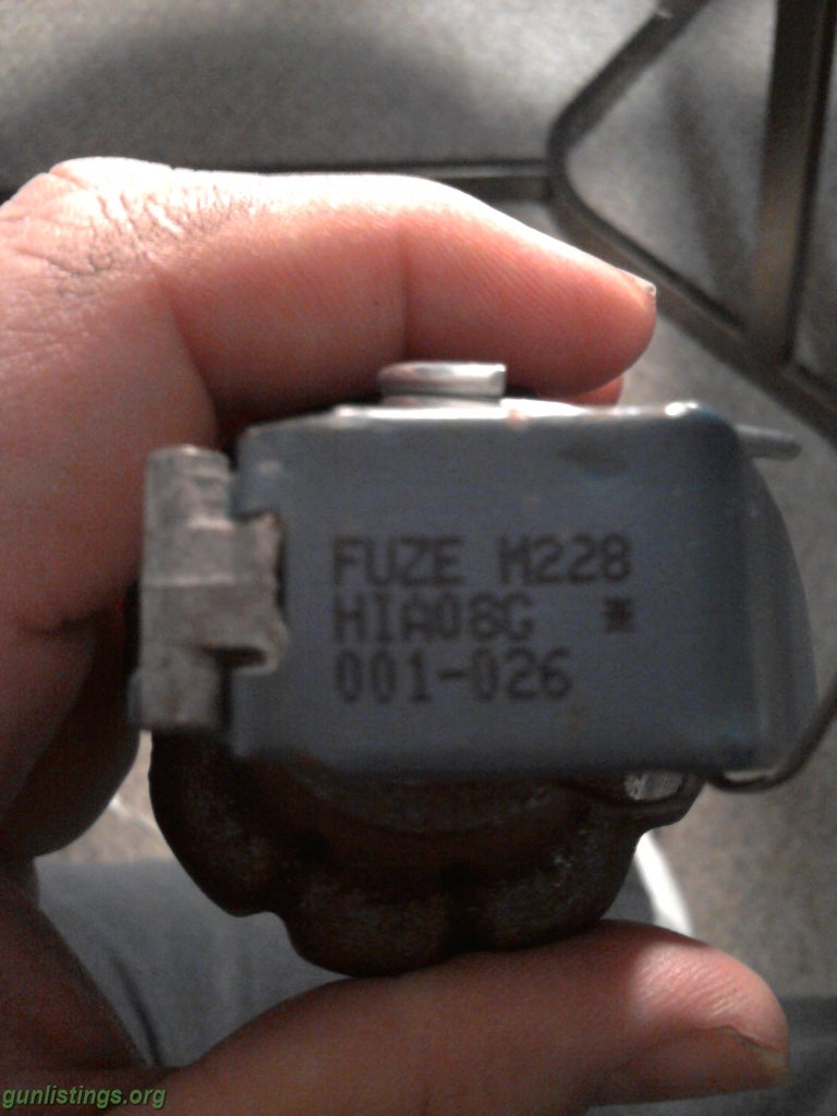 Misc Fuze M228  Dummy  Pineapple Grenade