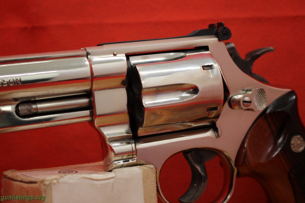 Pistols 1980 Smith & Wesson 29 44 Magnum