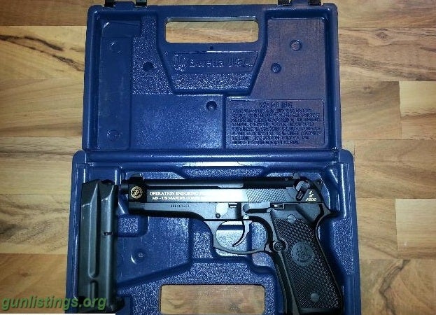 Pistols BERETTA 92FS 9MM MARINE