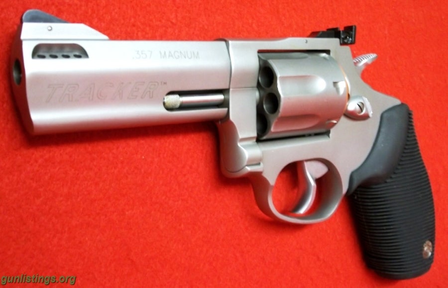 Pistols TAURUS -- PORTED STAINLESS TRACKER 357 MAG 4 INCH BARR