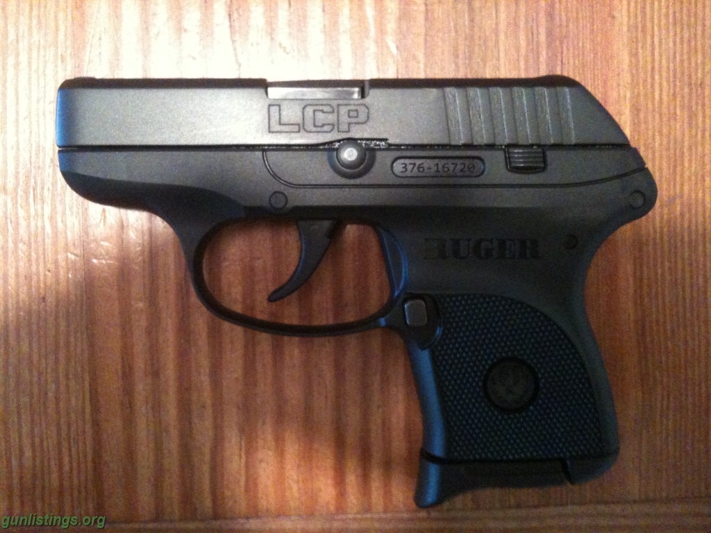 Gunlistings.org - Pistols Almost New Ruger LCP W/ Extras!