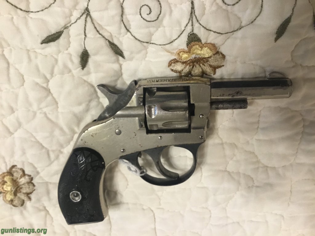 Pistols Antique 22