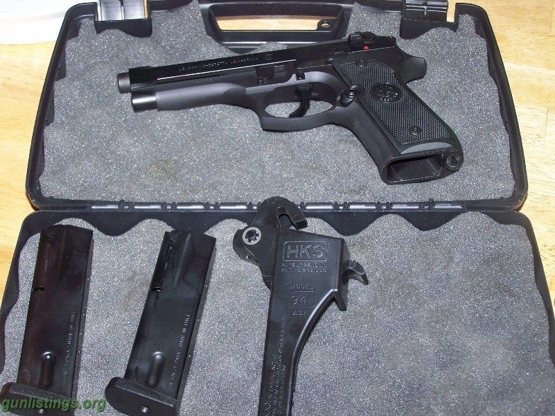 Pistols Beretta