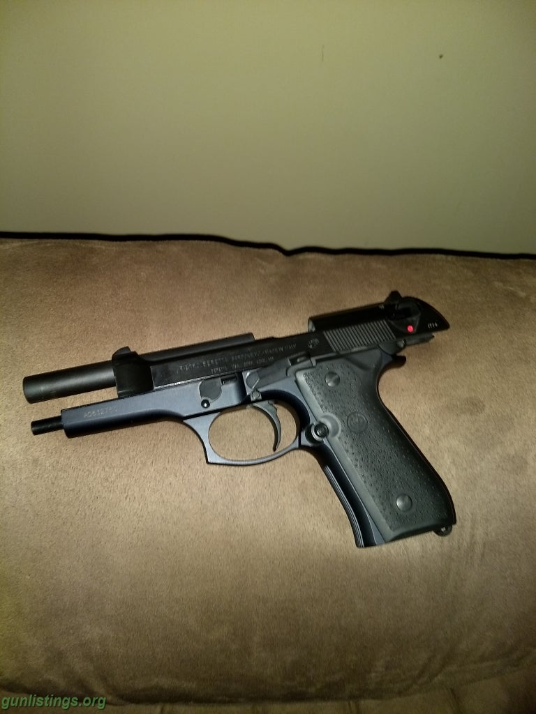 Pistols Italian Beretta 92 Fs With 6 Mags