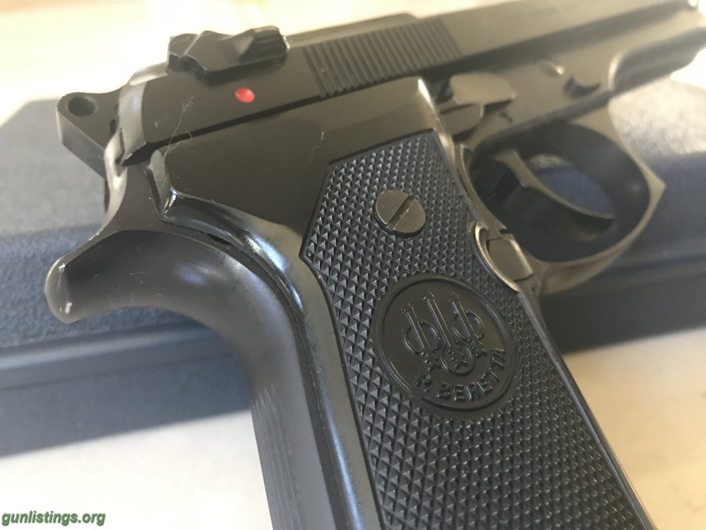 Pistols Beretta 92G Like New