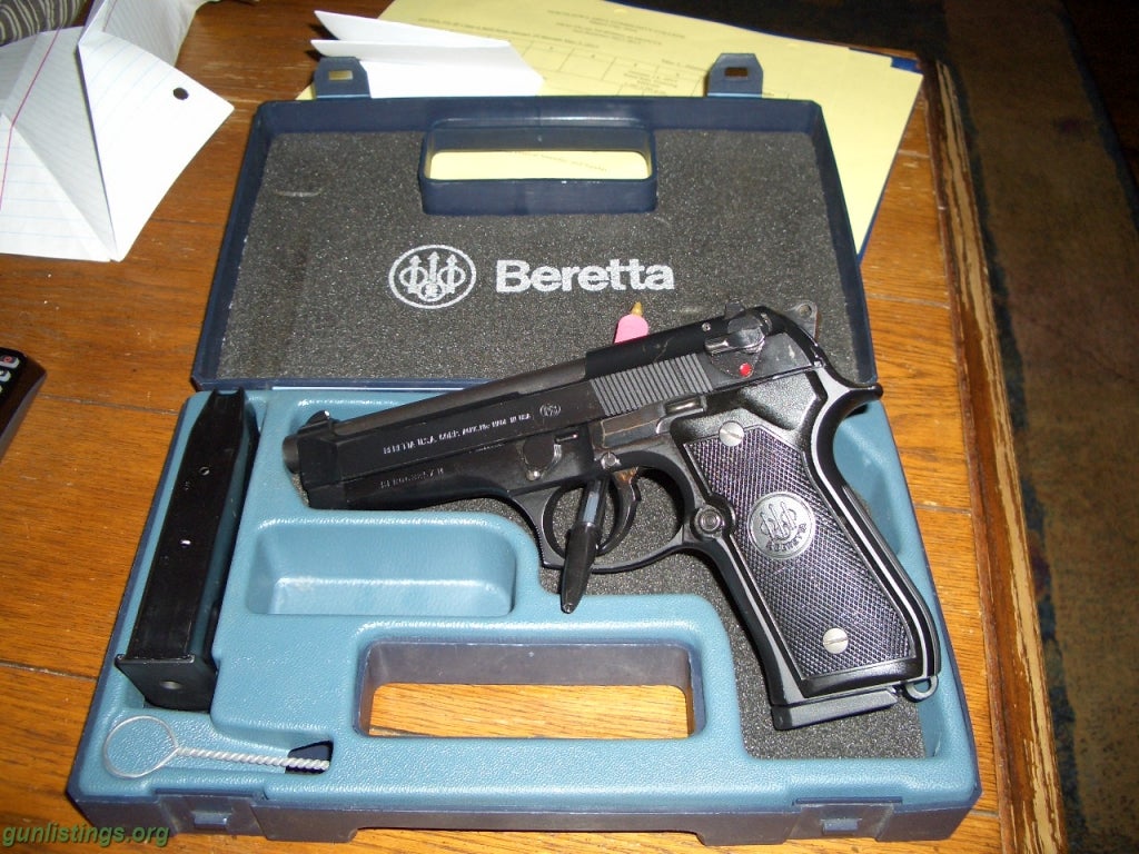 Pistols Beretta 96 .40cal Full Size