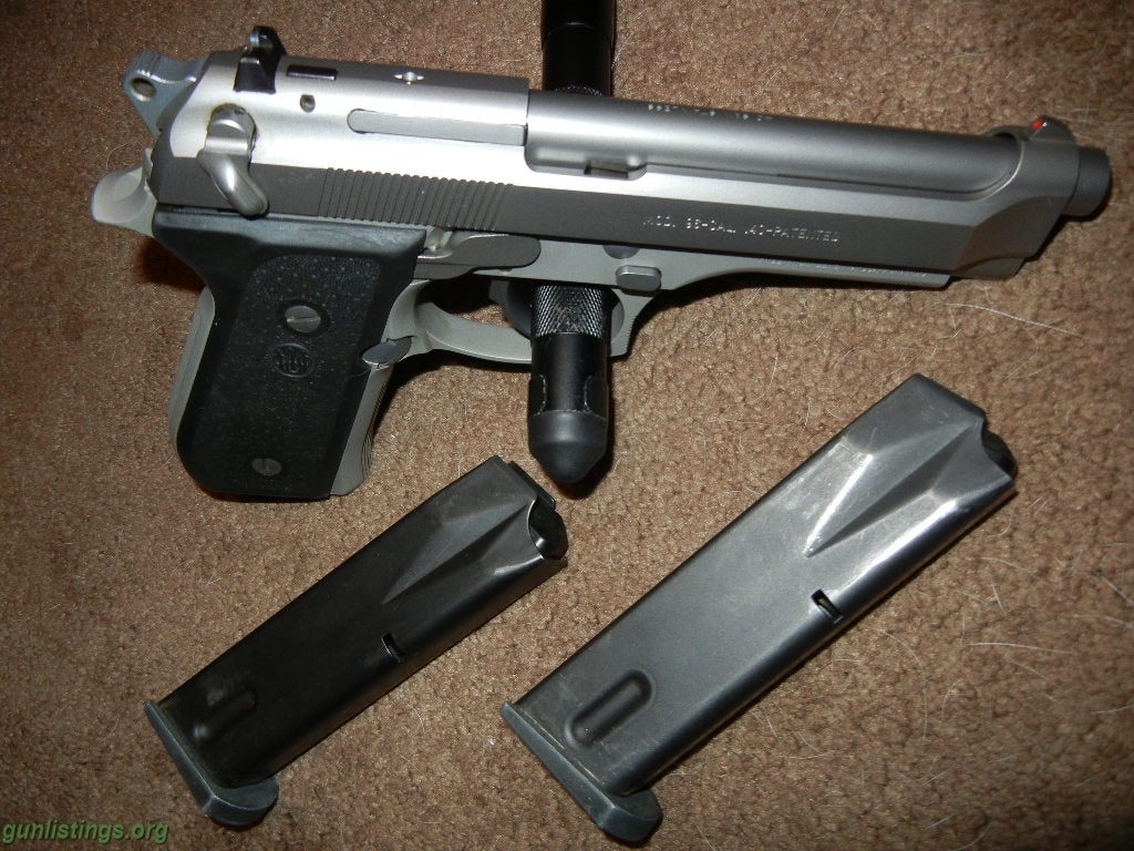 Pistols Beretta 96 Stainless .40