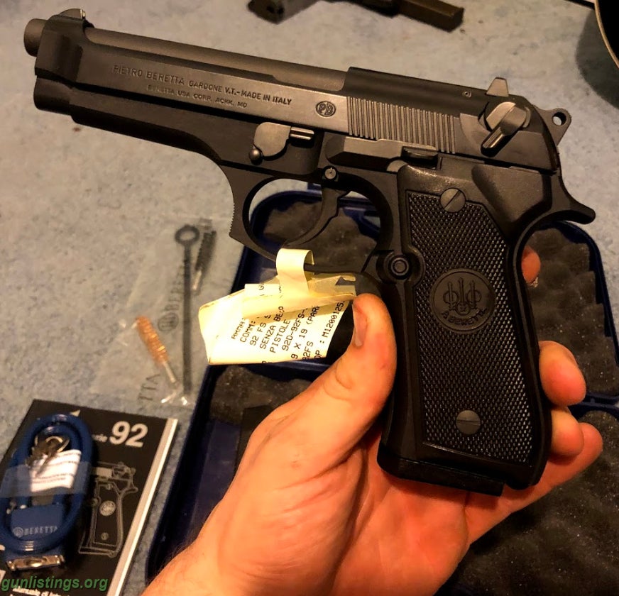 Pistols Beretta FS 92