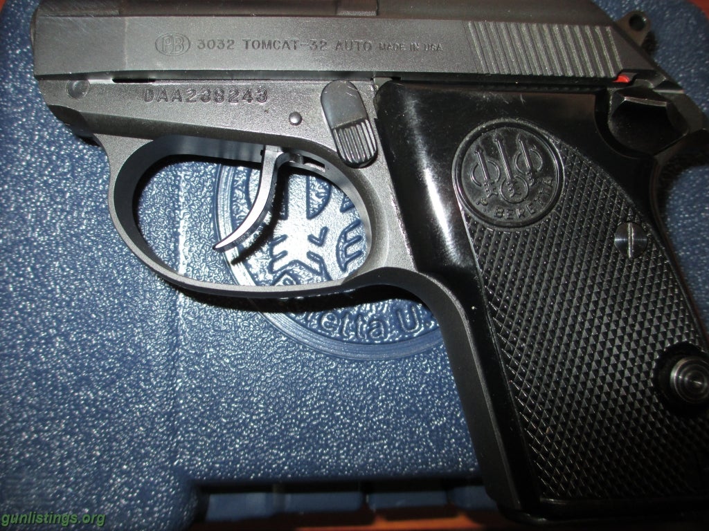 Pistols BERETTA TOMCAT .32