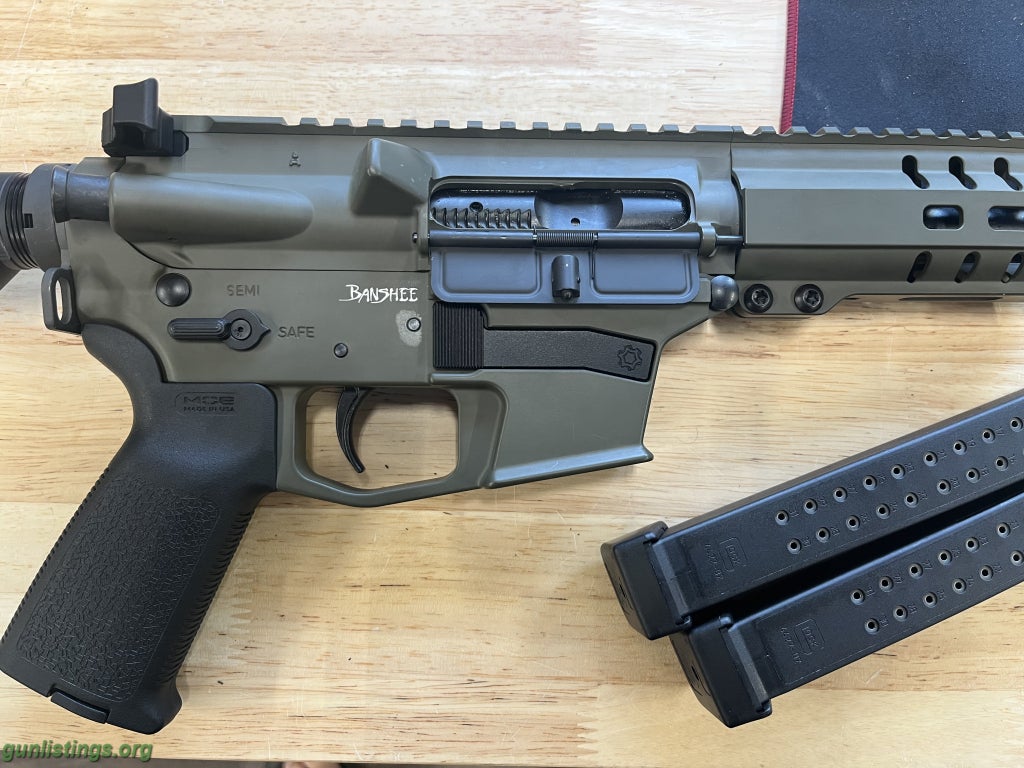 Pistols CMMG Banshee 9mm