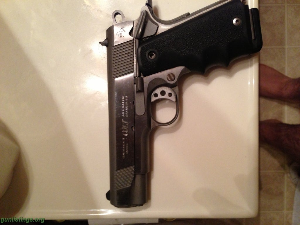 Pistols Colt Commander 1911 Stainless