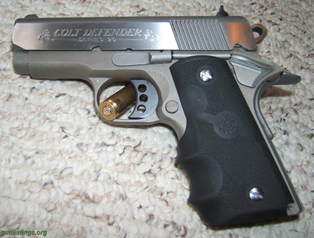 Pistols Colt Defender Series 90 .45acp