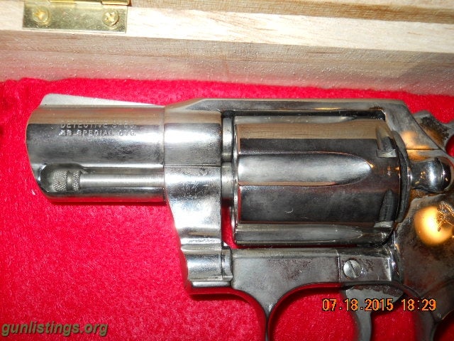 Pistols Colt Detective Special