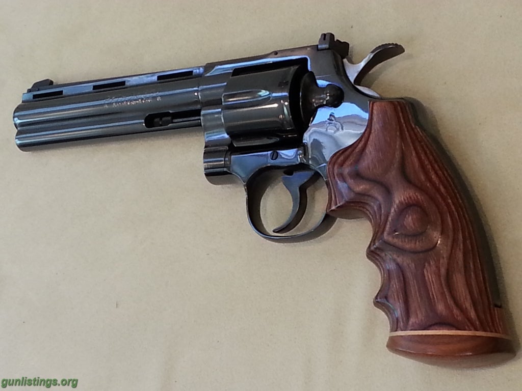 Pistols Colt Python