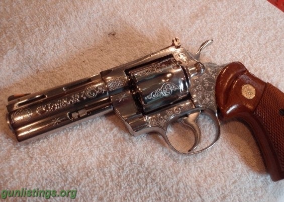 Pistols Colt Python, 4