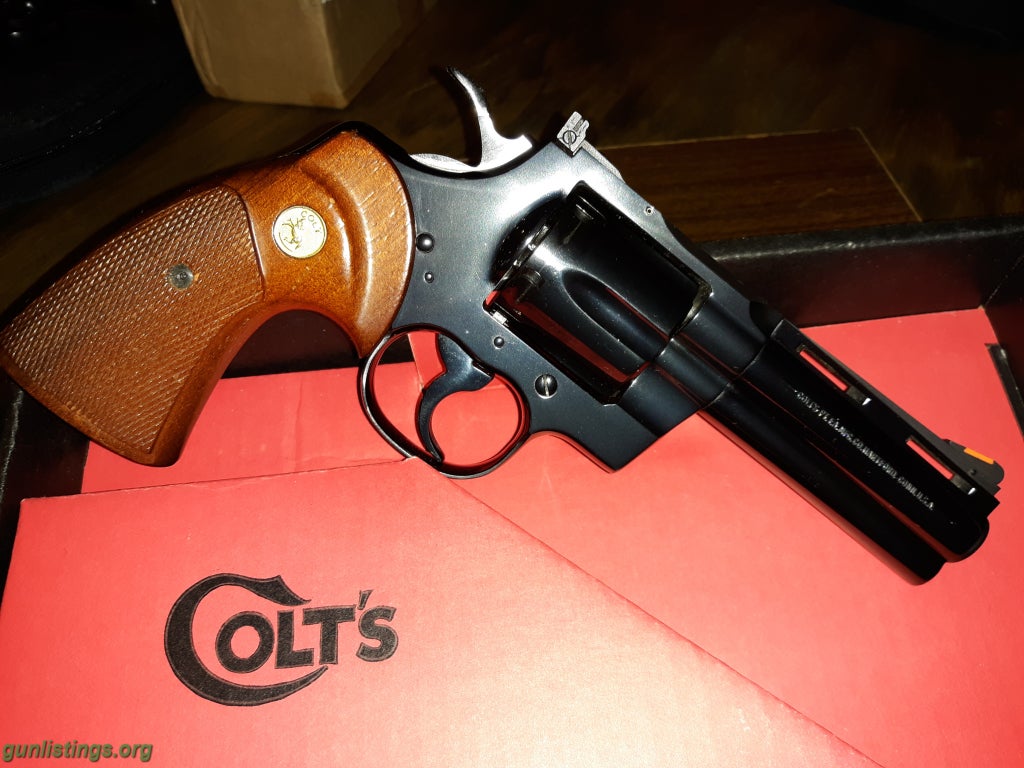 Pistols Colt Python