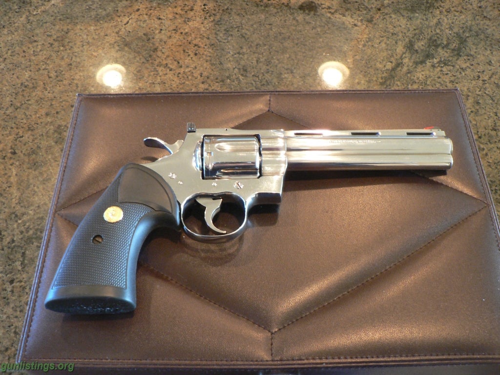 Pistols Colt Python Hunter Edition