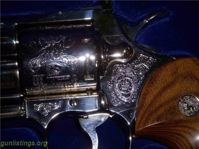 Pistols Colt Python Special Edition