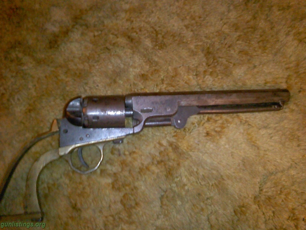 Pistols Colt Revolver