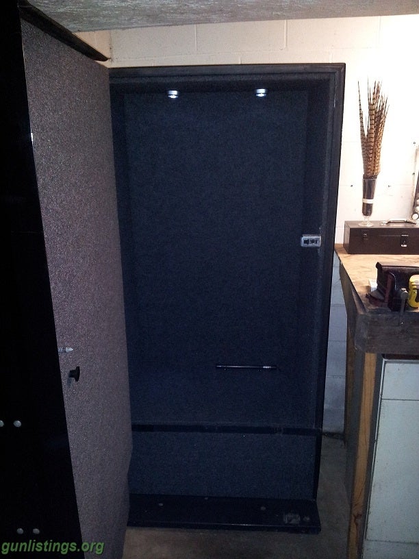 Pistols Custom 7up Gun Safe/ Gun Locker