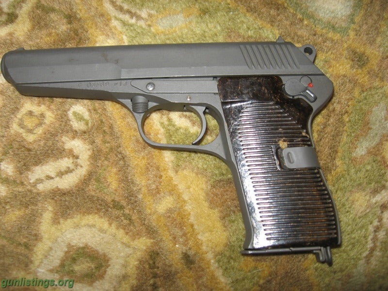 Pistols CZ 52