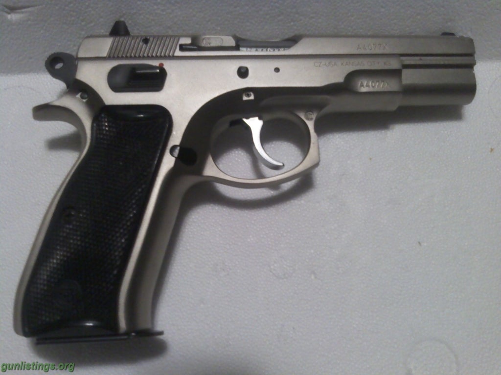 Pistols CZ Model 75b .40 Cal Stainless