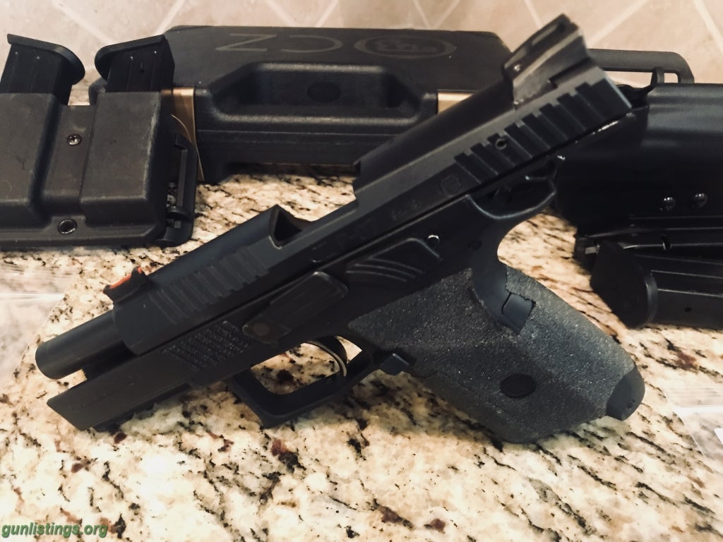 Pistols CZ P-07