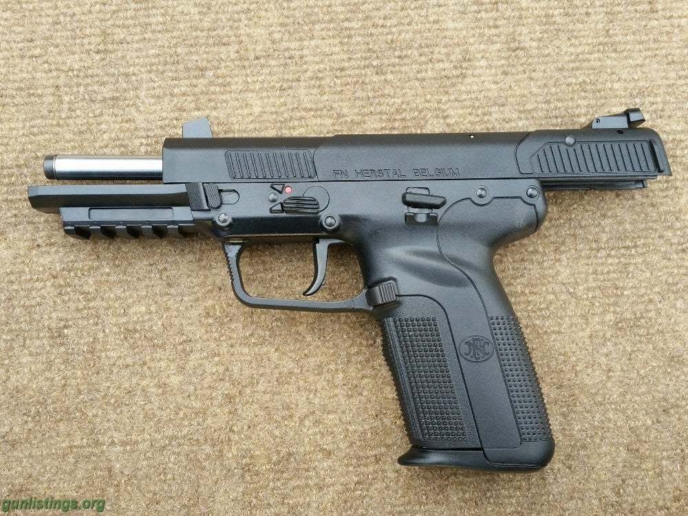 Pistols FN57