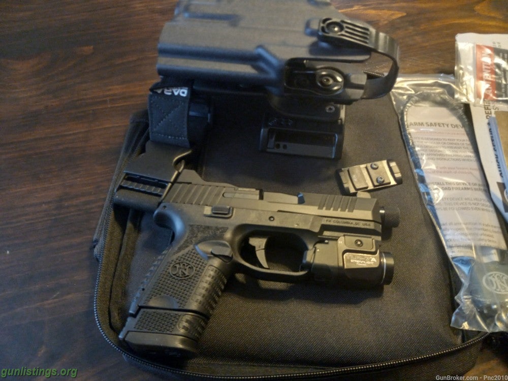 Pistols FN 509 Tactical Compact With A Streamlight TLR-7