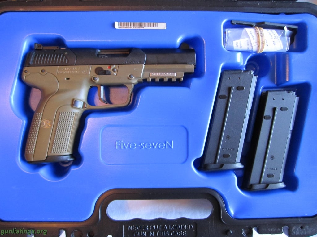 Pistols FN Five Seven, Ammo, Extras