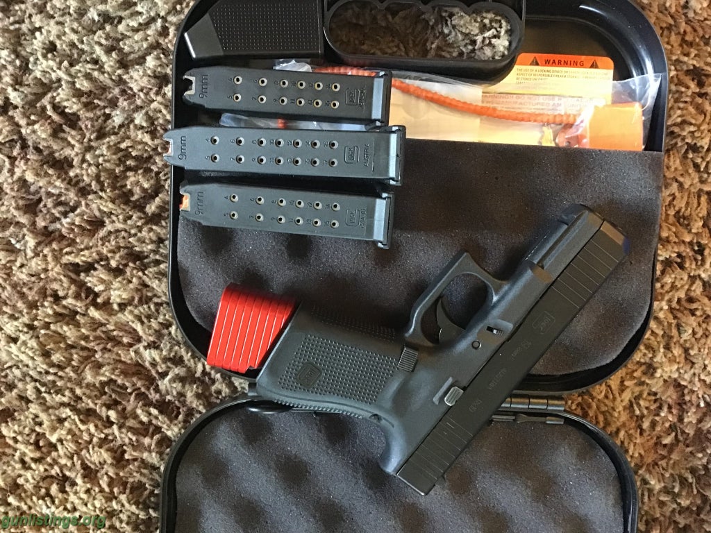 Pistols G19 Gen 5 Brand New In Box