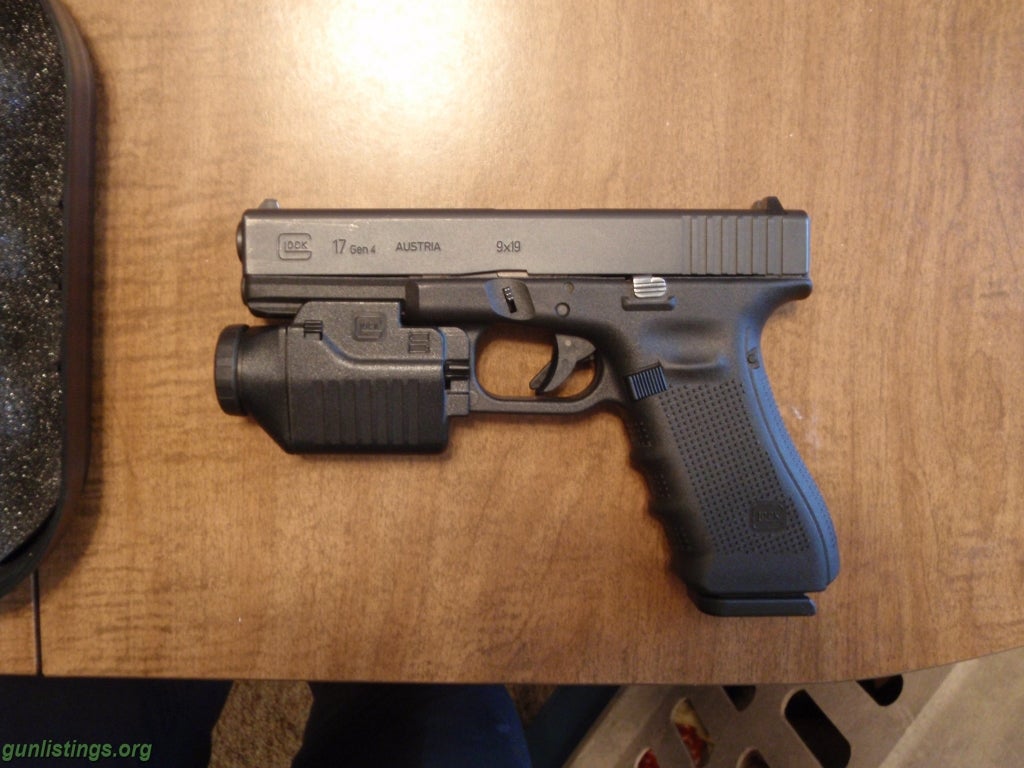 Pistols Glock 17 G4