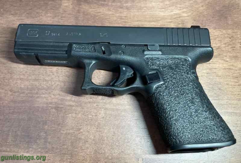 Pistols Glock 17 Gen4 With 19 Grip Length Stippling, Etc