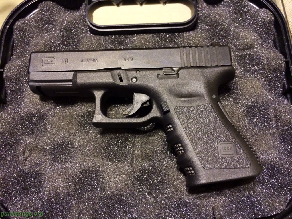 Pistols Glock 19 3rd Gen